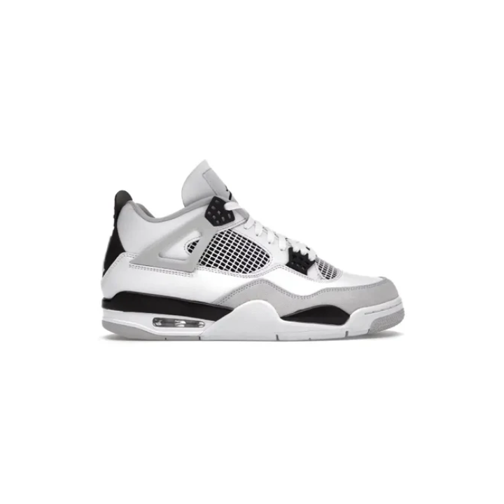 Jordan 4 - Military Black