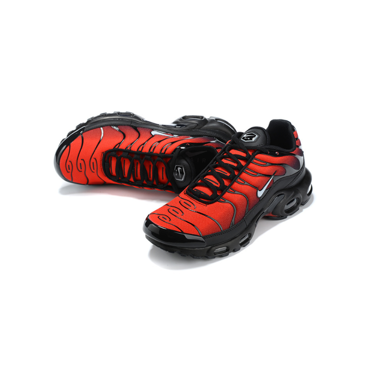 Nike TN - Black n Red